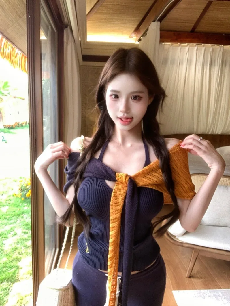

Kumikumi Summer Women's Knitted Short Sleeve Vest And Tube Top Two-Piece Set High Waist Contrast Color Cropped Top And Pants