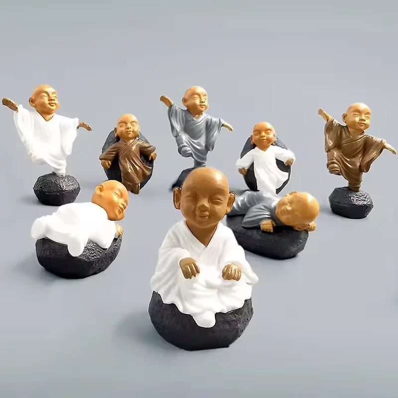

Миниатюрные фигурки монахов Конг Фу, пластик, набор из 4 штук