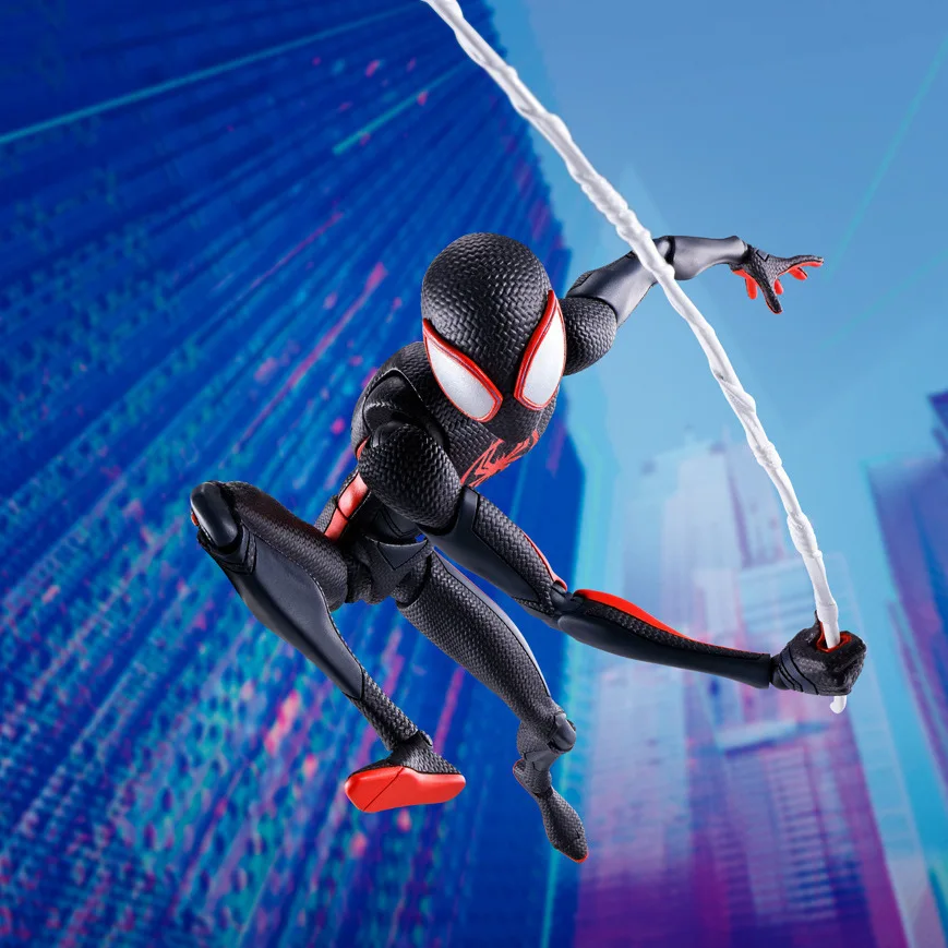 Spider örümcek adam Anime figürü Miles Morales Gwen Stacy aksiyon figürleri örümcek genelinde örümcek adam-verse Model oyuncaklar Pvc