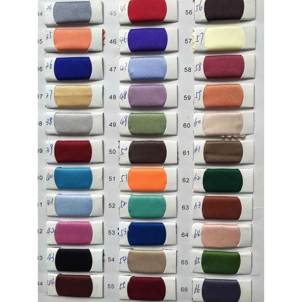 فستان Quinceanera باللون الأخضر الزمردي بأكمام طويلة ورقبة سكوب مزين بالدانتيل ترتر للحفلات الراقصة الأميرة الكرة ثوب حلو 15 ساتان