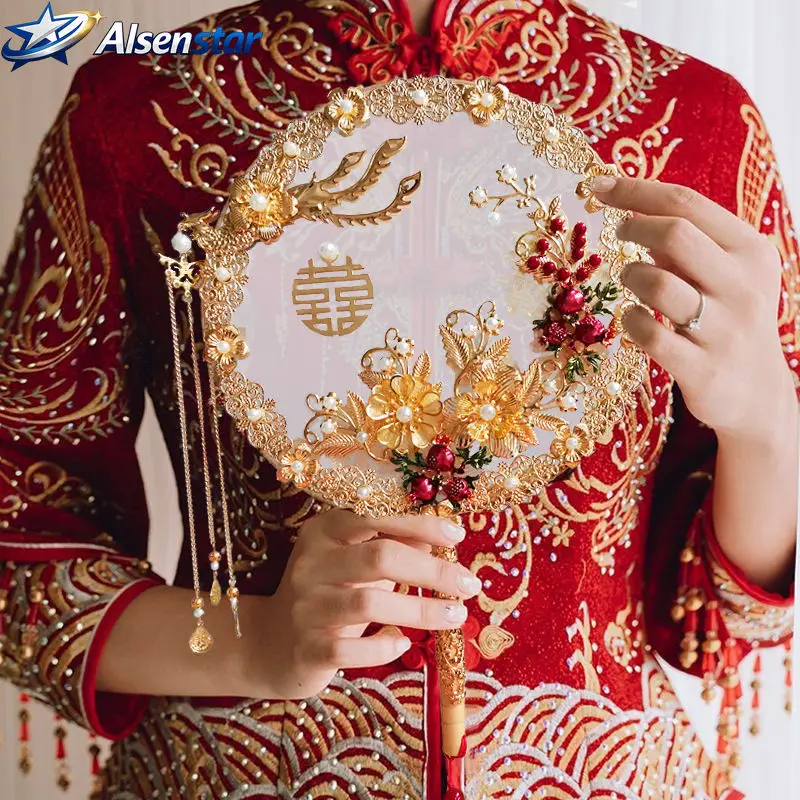 Antique Chinese Wedding Decor Fans For Bride Gold Red Bridesmaid Handheld Hanfu Decor Fan Dragon Phoenix Flower Palace Fan