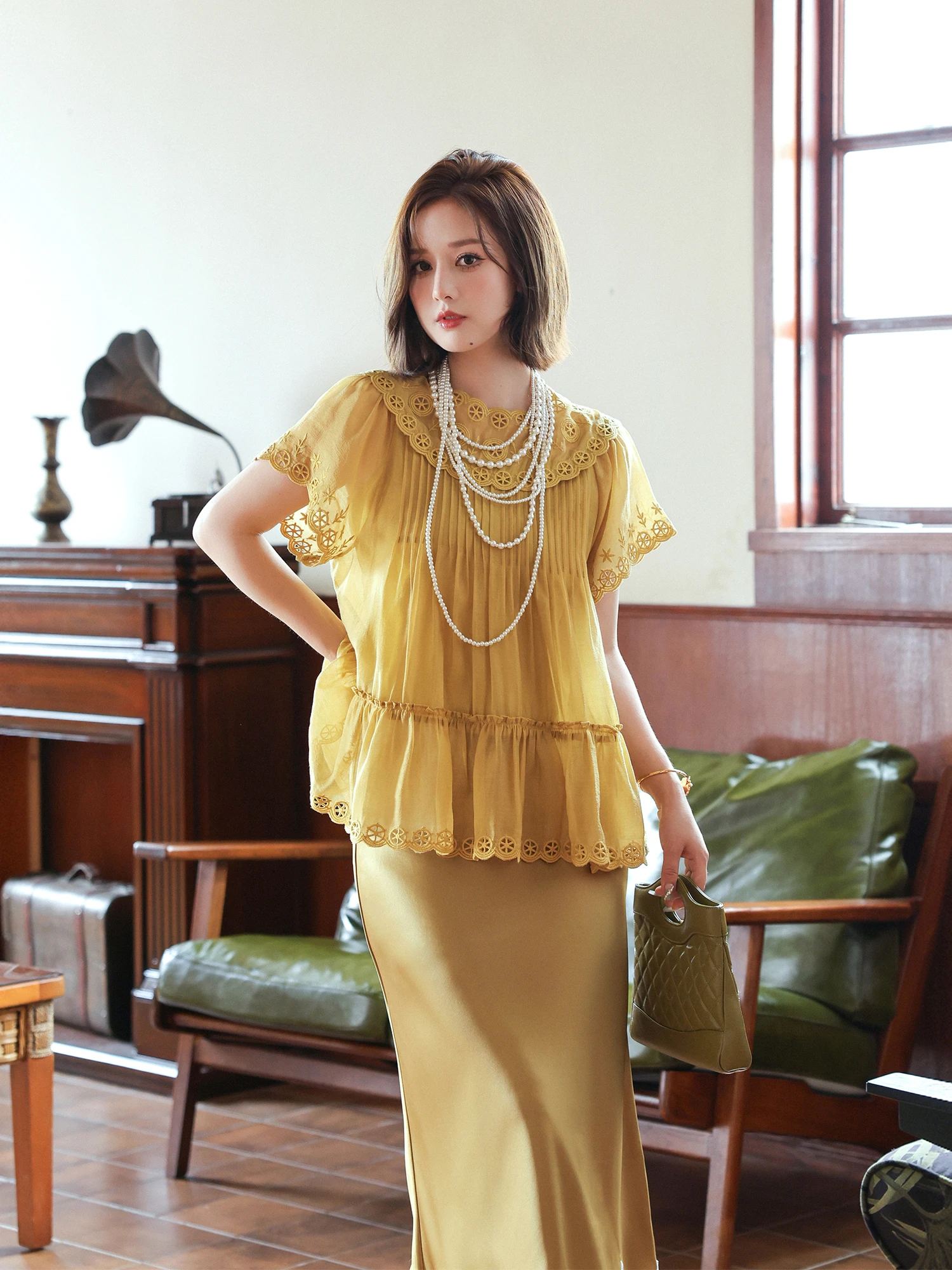 

MIUCO Oversized Loose Hollow out ort Sve Qipao Sle Yellow Doll irt with Lace Trim Commute Sle round Ne Fly Sve