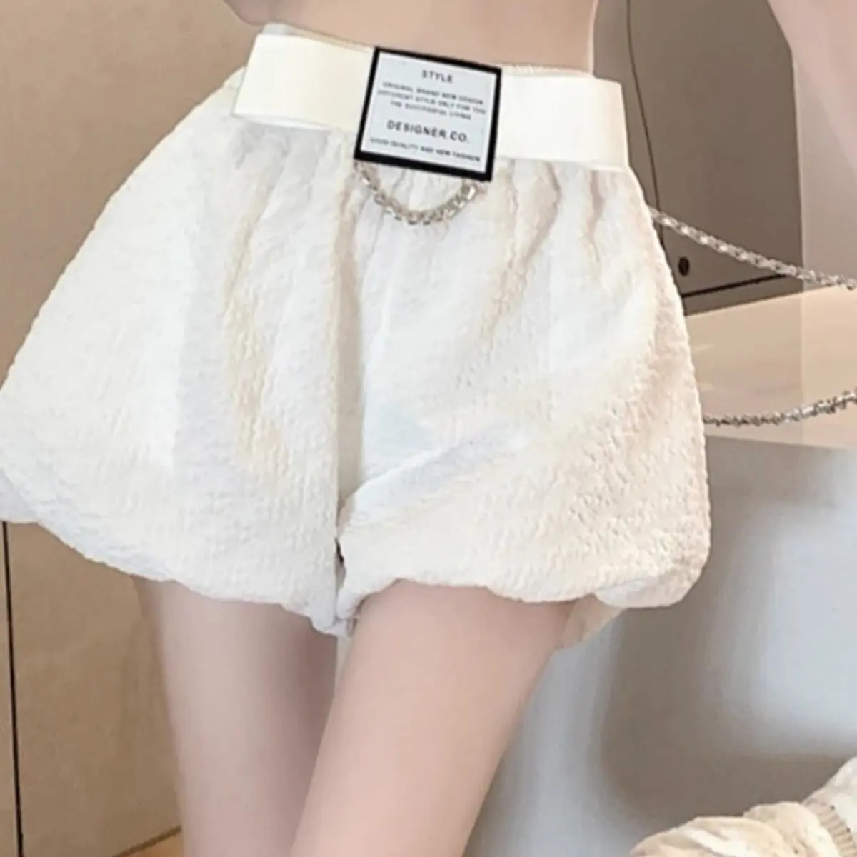 White Flower Bud High Waist Casual Shorts Women's Summer 2026 New Small Size A-Line Wide Leg Hot Pants Commute Style Polyeste...
