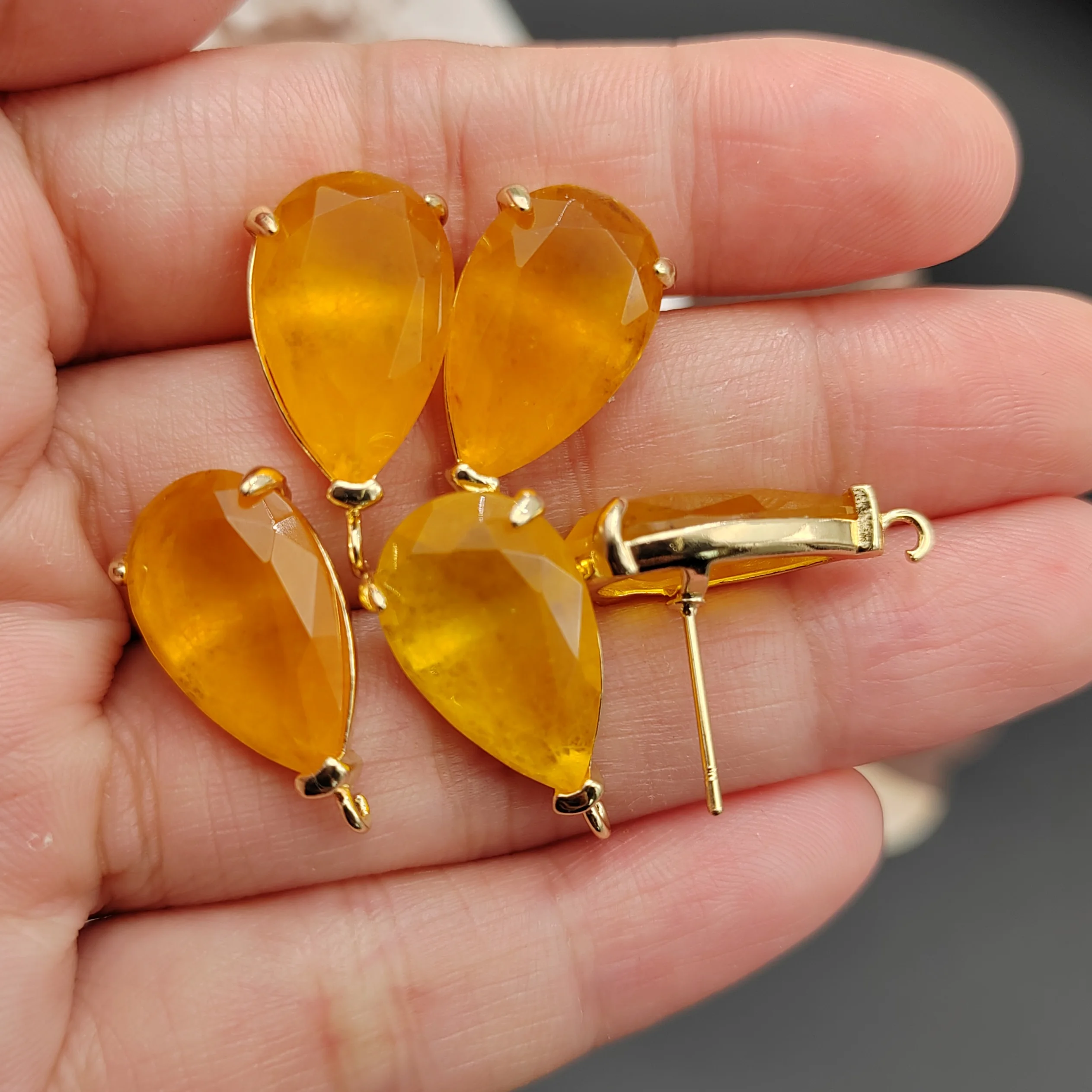 

6pair DIY Women Earrings Natural Stone Earrings Post with Loop Connectors Red Agate White Jade Stone Studs Earrings Settings