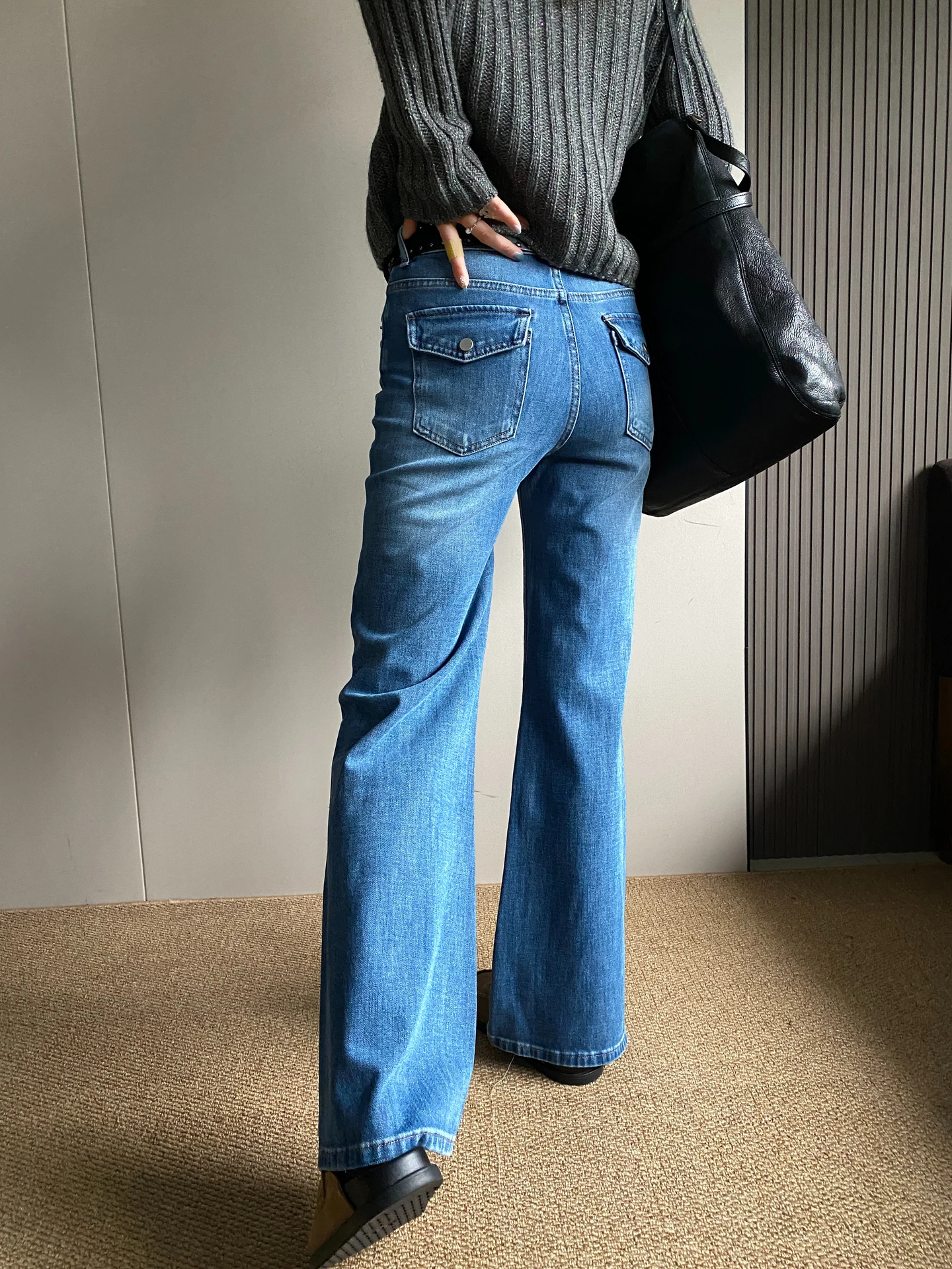 ハイウエストフレアジーンズ レディース 春2026新作 ルーズフィット スリミング 伸縮性 フロア丈 ベルボトム カジュアルデニム