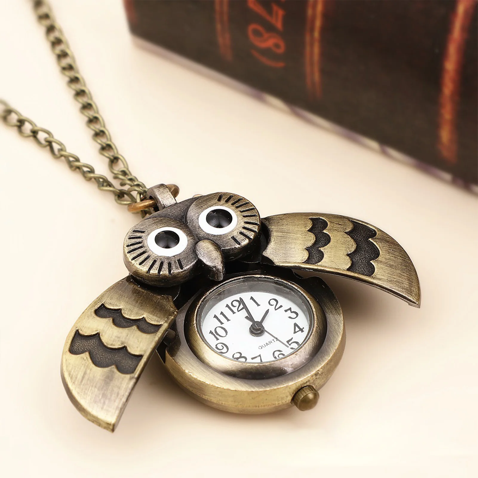 

Карманные часы с совой, винтажный бронзовый сплав, кварцевый механизм с цепочкой для мужчин и женщин, унисекс, аксессуар для часов в стиле ретро