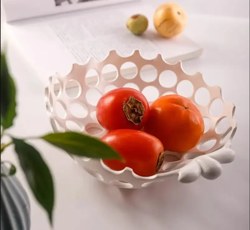 Hollow Resin Fruit Plate Living Room Desktop Candy Snack Cosmetics Storage Ornament Home Decoration