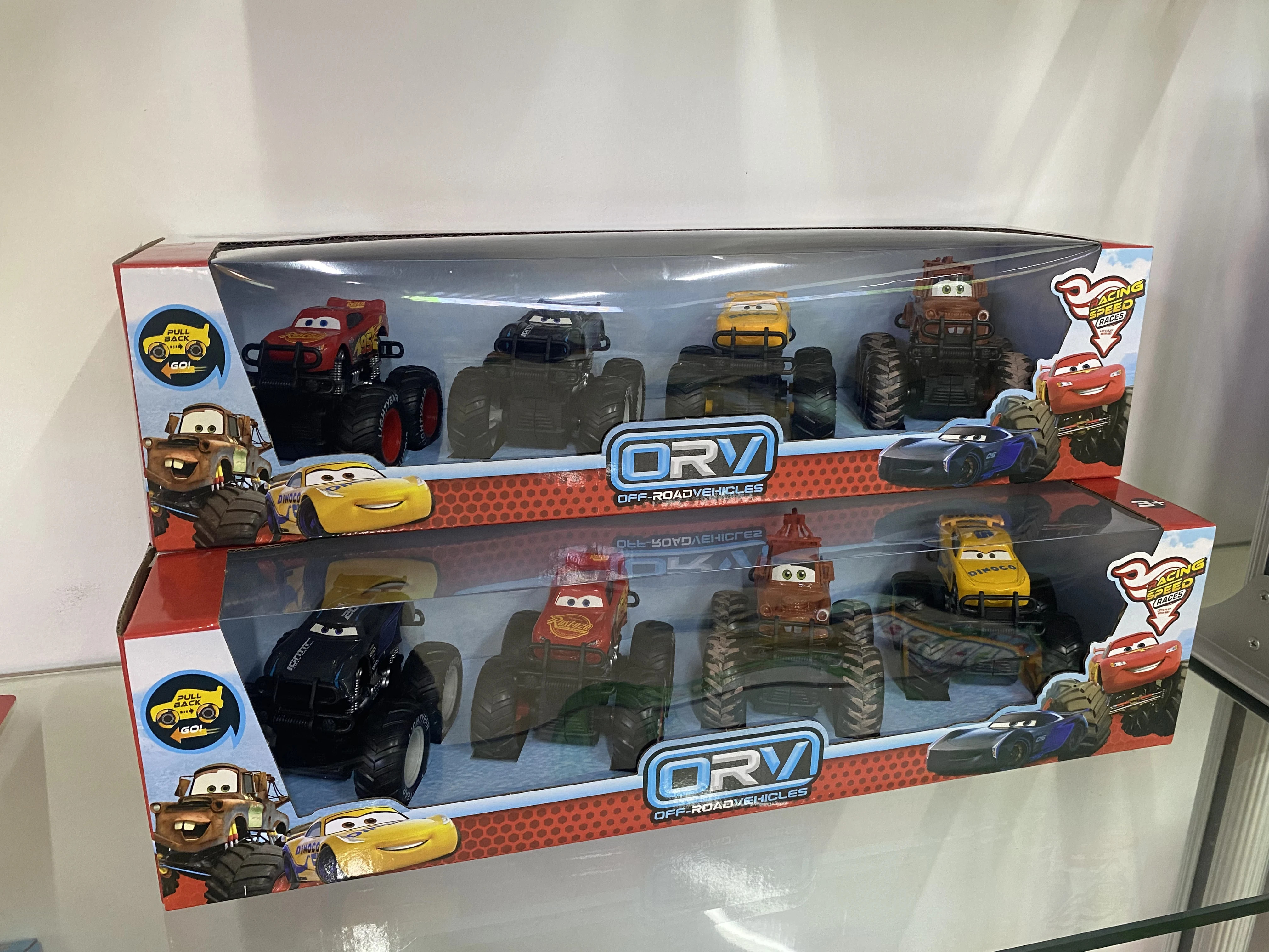 Nouveau 4 pièces ensemble Pixar voitures tout-terrain véhicule de traction voitures foudre Mcqueen Mater alliage/plastique modèle de voiture ensemble enfants garçons cadeau jouet