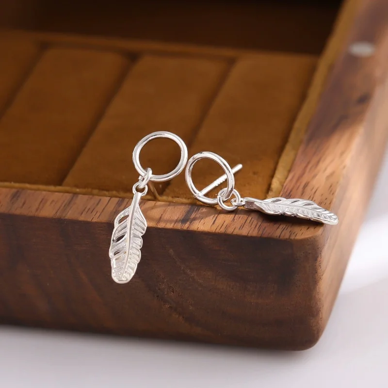 Uini Tail hot selling new 925 sterling silver fashionable sweet leaf circle earrings artistic temperament girl accessories ED204