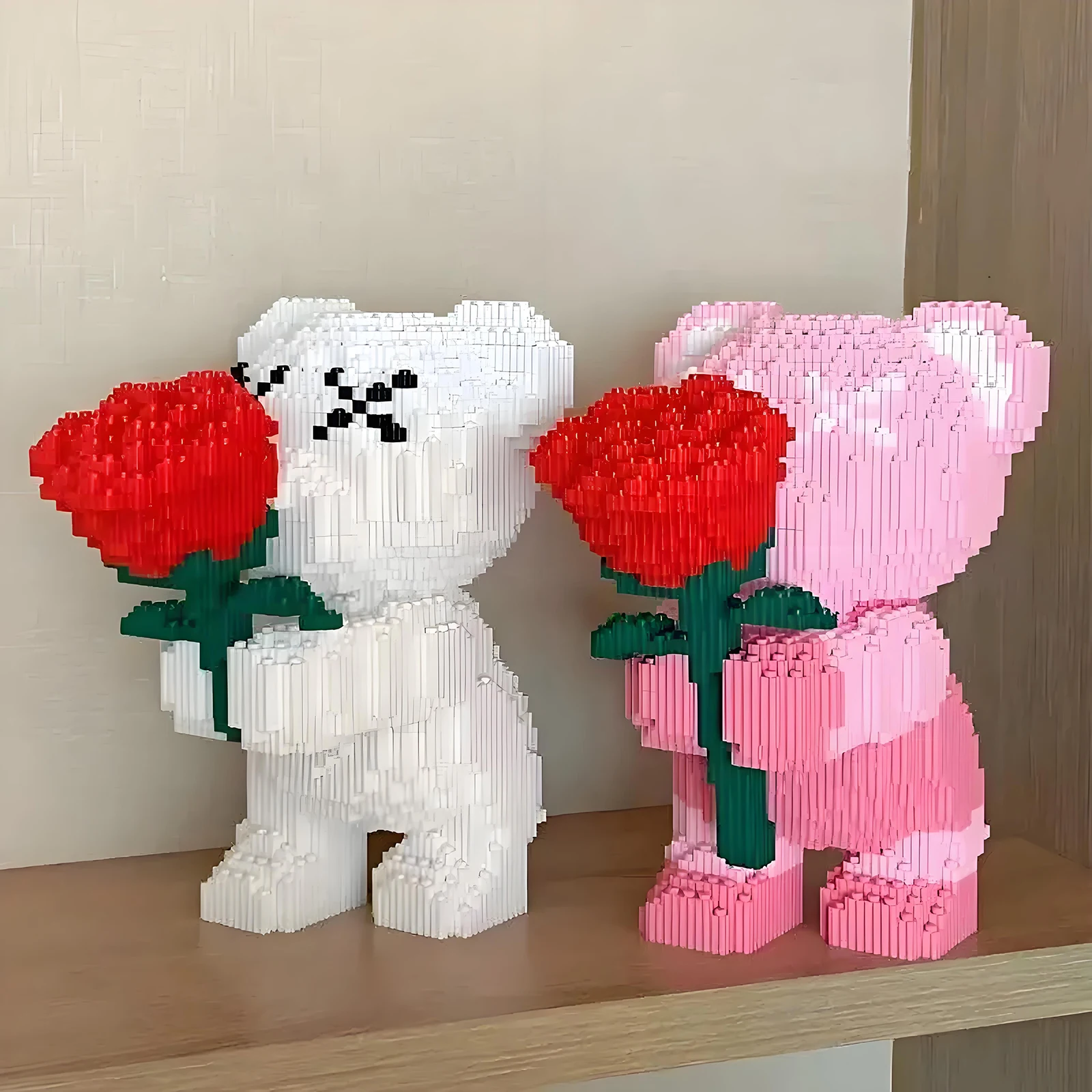 

DIY Bears and Bouquets with Rose Bear 3D Puzzle Building Blocks Construction Toy for Kids Couple Gift Desktop Home Decorations