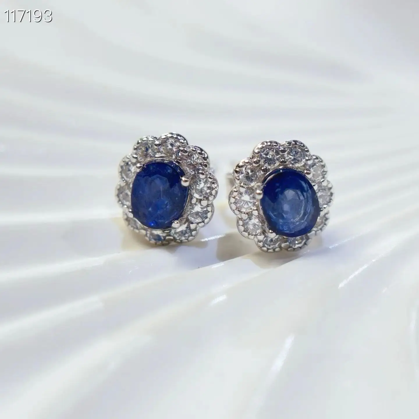 

Genuine Sapphire Earrings Allergy Free 925 Silver Stud Earrings with 18K Gold Plating 4mm*5mm 0.8ct Natural Sapphire Jewelry