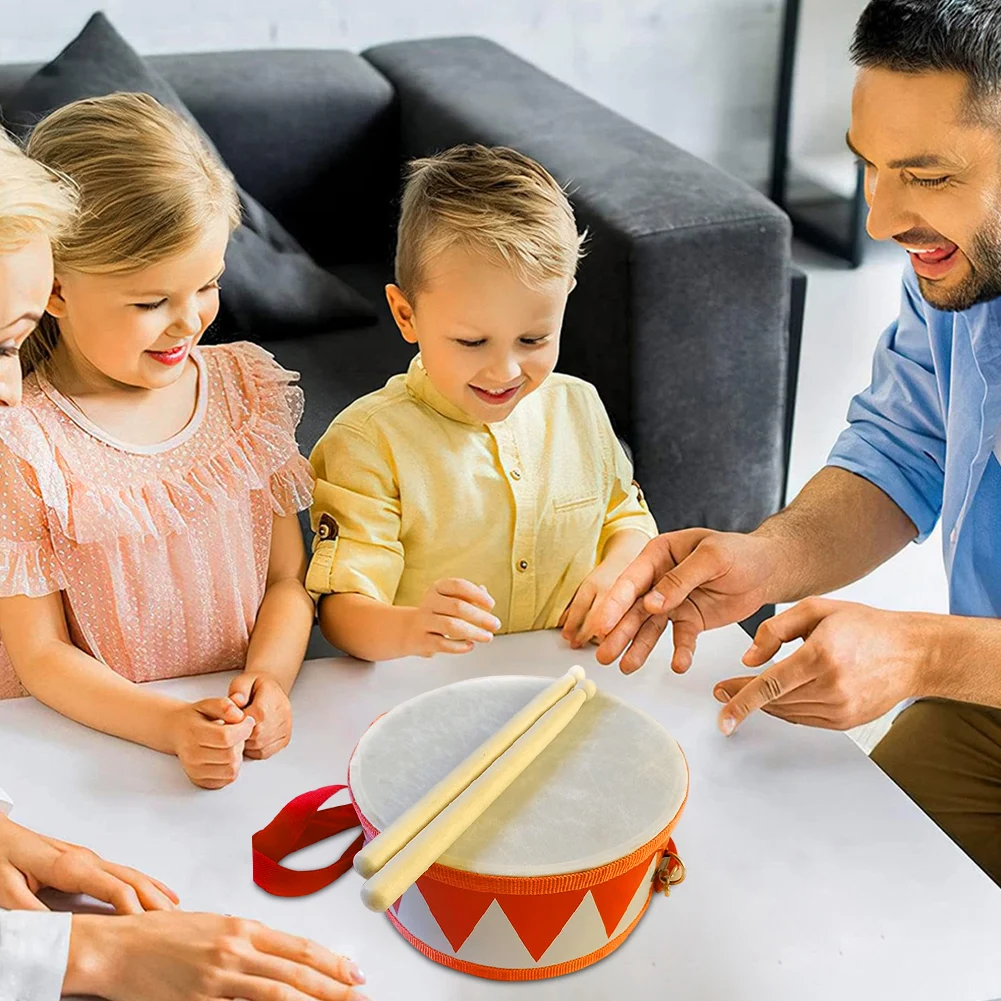 أطفال مجموعة طبلة 6 بوصة خشبية كمين طبل لعبة طبلة الأطفال مع حزام قابل للتعديل 2 أفخاذ الاطفال قرع اللعب طبل كمين