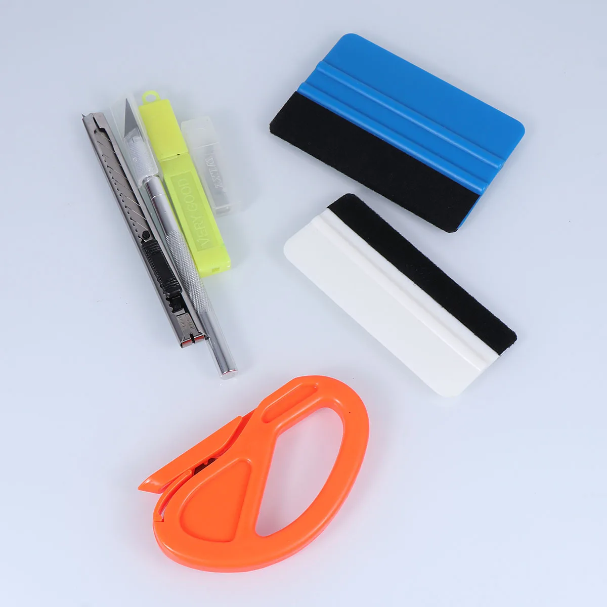 

7Pcs Car Wrap Vinyl Film Tool Kit Professional Carbon Fiber Magnetic Stick Squeegee Cutter Auto Window Tinting Installation