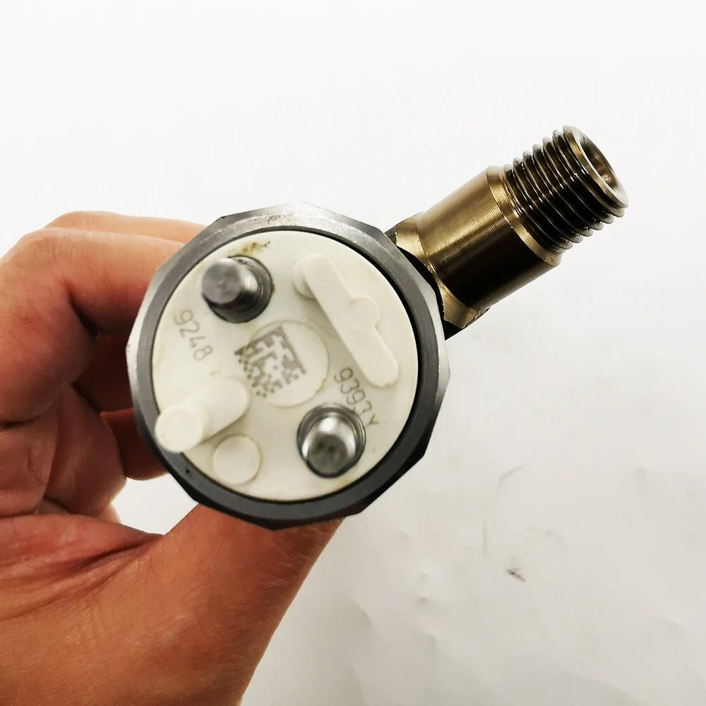 High quality New For 10R-7675 10R7675 32F61-00062 326-4700 3264700 fuel injector for excavator engine 320D 321D 323D C6 C6.4