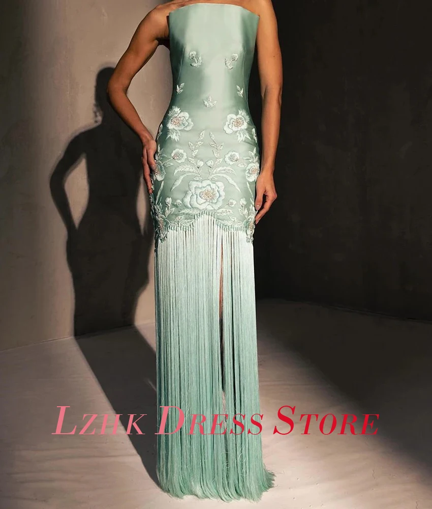 Vestido de noche recto con borlas y flores de satén, Sexy, personalizado, sin mangas, sin tirantes, largo hasta el suelo, vestidos de celebridades