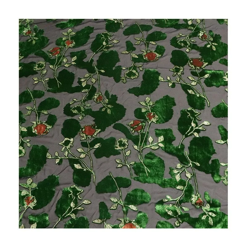 ผ้ากี่เพ้าคุณภาพสูงสำหรับชุดนอน ทำจากผ้ากำมะหยี่ลายยกดอกพิมพ์ลายปั๊มทองและเคลือบทอง