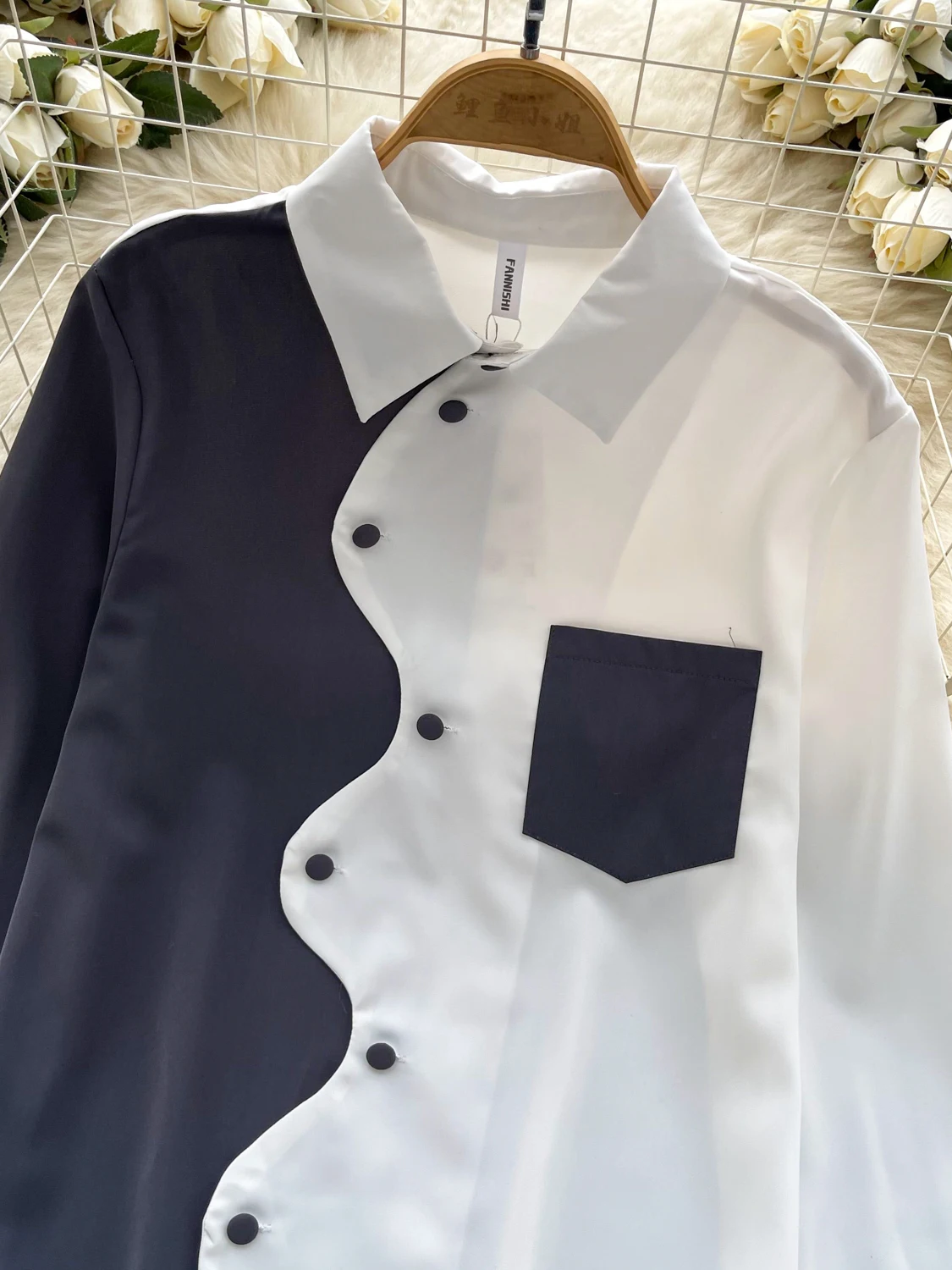 ภาษาฝรั่งเศสคํา Elegant Chic ผู้หญิงการออกแบบไม่สม่ําเสมอเปิดลงปกแขนยาวหลวม Fit เสื้อ Casual Office Lady ดูน้องเสื้อ