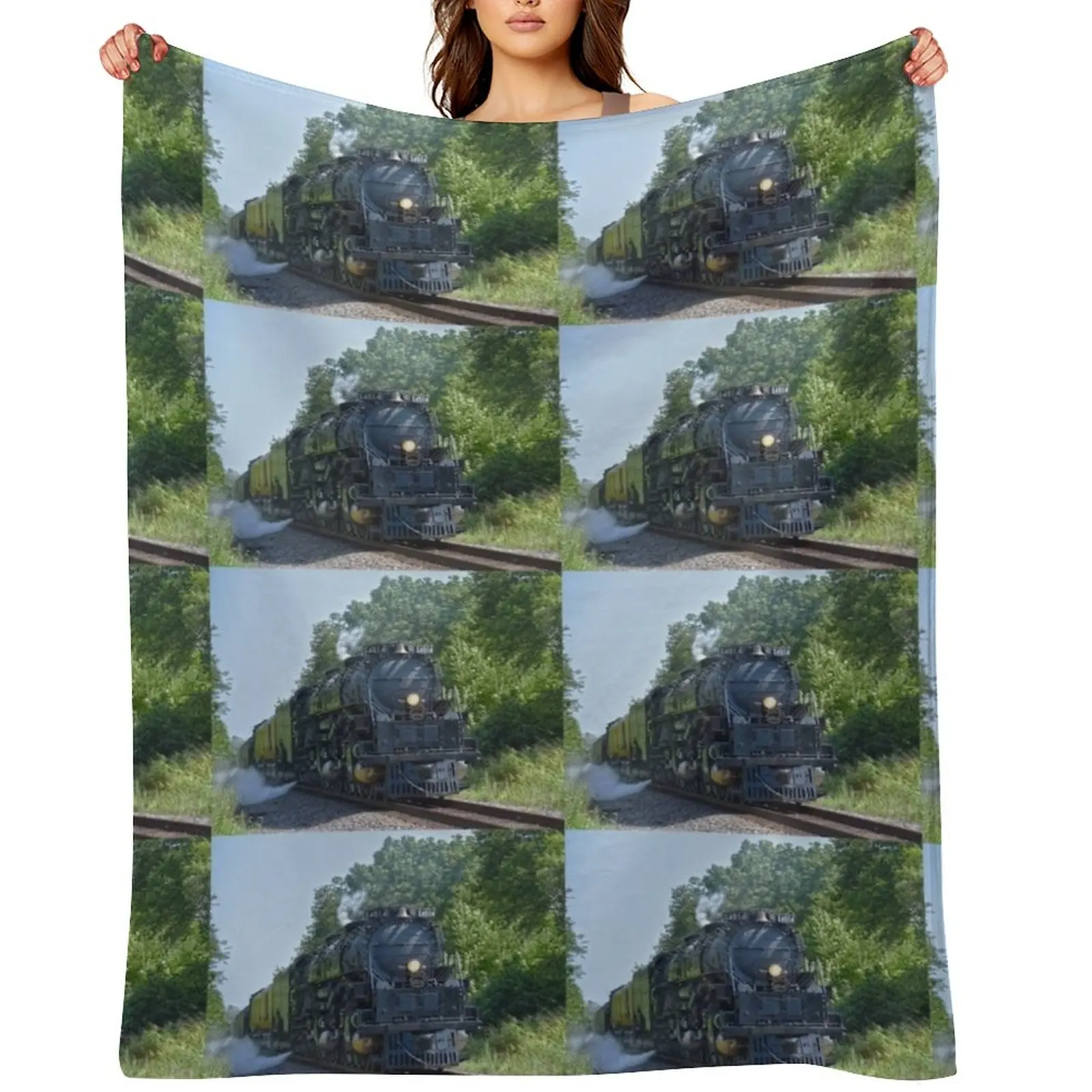 

Big Boy No. 4014 Steam Locomotive Throw Blanket Large Polar Bed Fashionable warm winter Blankets