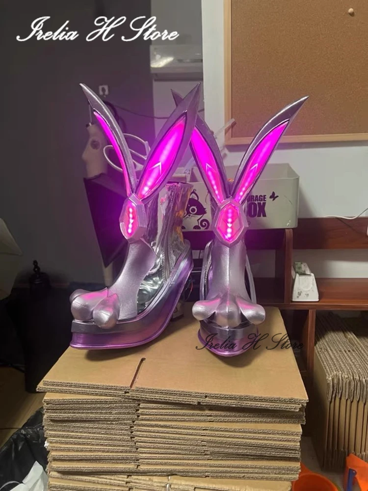 Irelia H mağaza LOL savaş Bunny Miss Fortune Cosplay kostüm kulaklar guns ayakkabı ışık olabilir