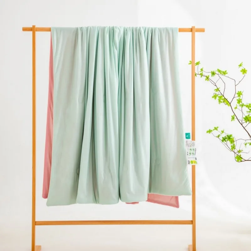 Mica cool silk ice cream summer quilt Solid color summer quilt machine washable thin quilt single piece