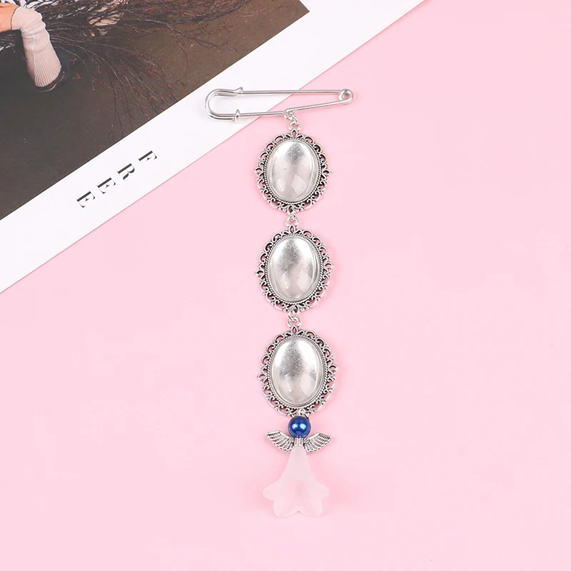 'Wedding Bouquet Photo Brooches Pin Metal Angel Wing Photo Frame Pendant for Bride Groom DIY Oval Picture Frame Festival Gifts