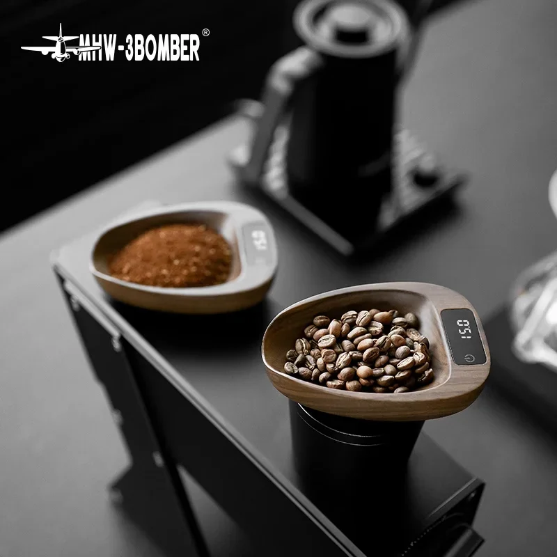 

IN Stock MHW-3BOMBER MVE Coffee Electronic Scale Said Bean Display Plate Hand-washed Bean Dish Spray Bottle Set Coffeeware