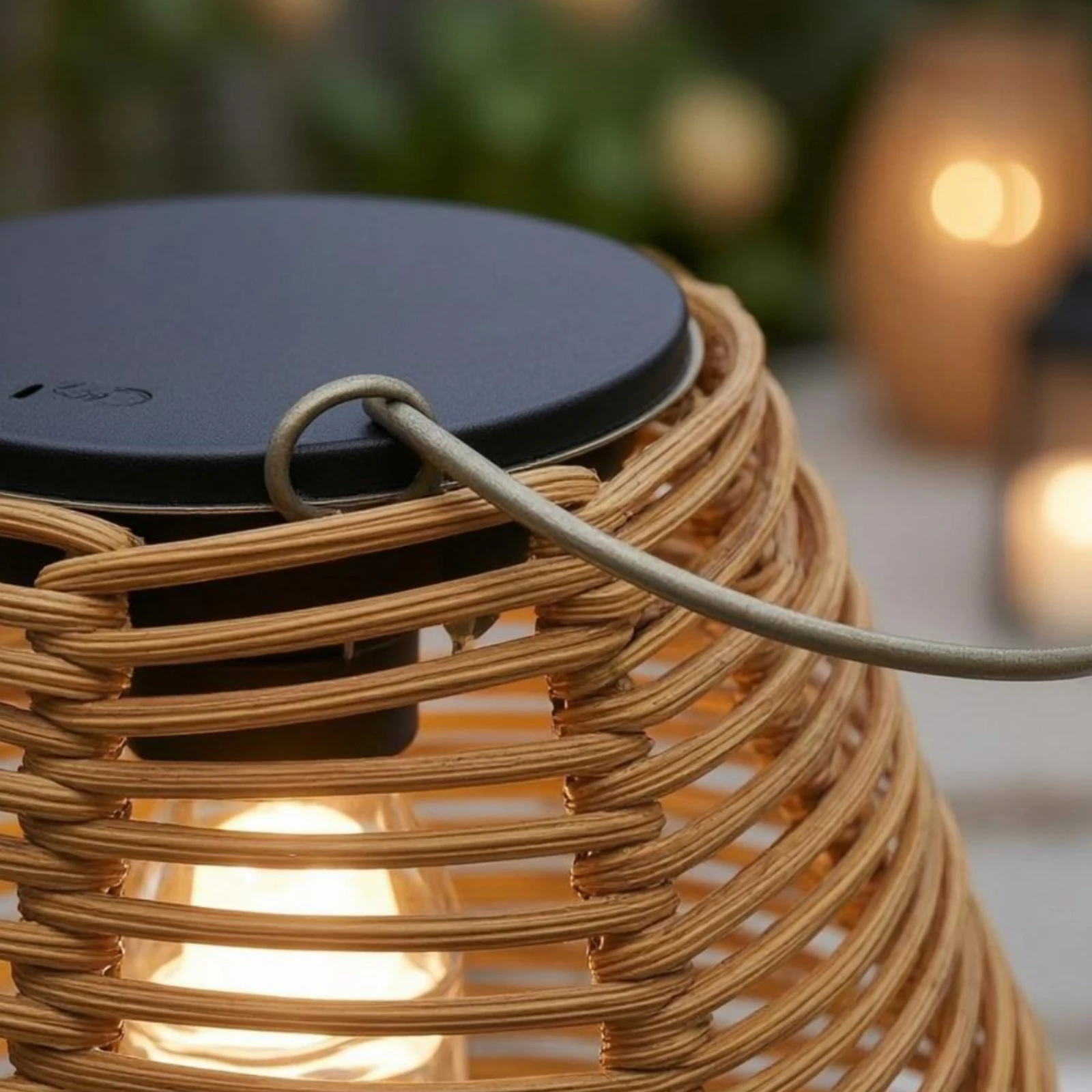 Solar Hanging Lantern Open Slatted Solar Rattan Lantern Metal Frame Wireless for Garden