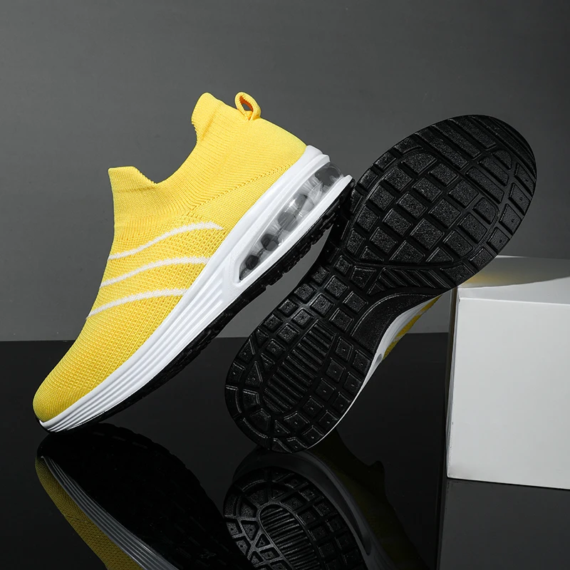 

Youth Luxury Brand Socks Running Shoes Air Cushioning Male Comfortable Fitness Sport Training Sneakers