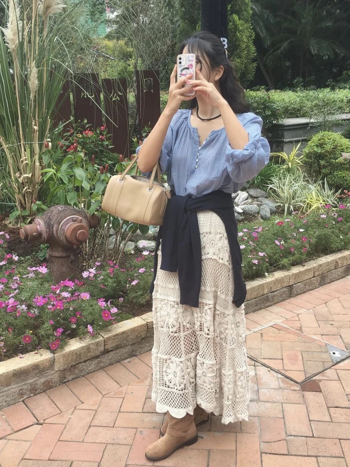 

Retro Embroidered Lace A-Line Skirt Women's Heavy Work Elastic Waist Hollow out Anti-Aging Long Skirt Commute Sle