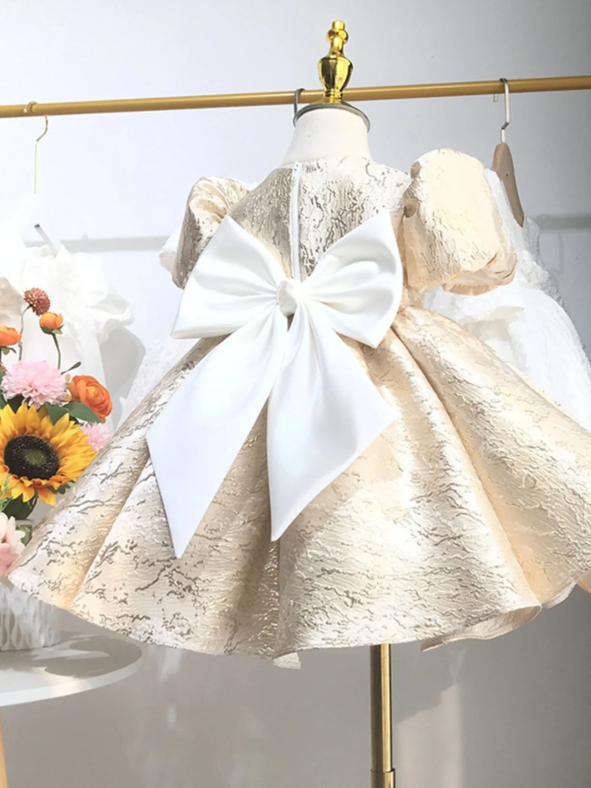 robe-de-ceremonie-printaniere-pour-petite-fille-style-princesse-en-satin-a-manches-bulles-melange-polyester-coton