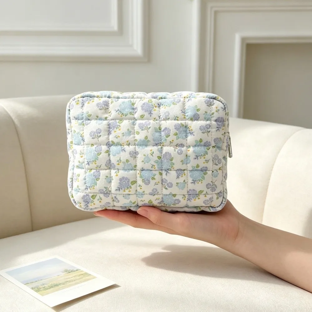 New Quilted Cosmetic Bag Soft Cotton Floral Print Makeup Organizer Large Capacity Butterfly Pattern Toiletry Bag Women Girls