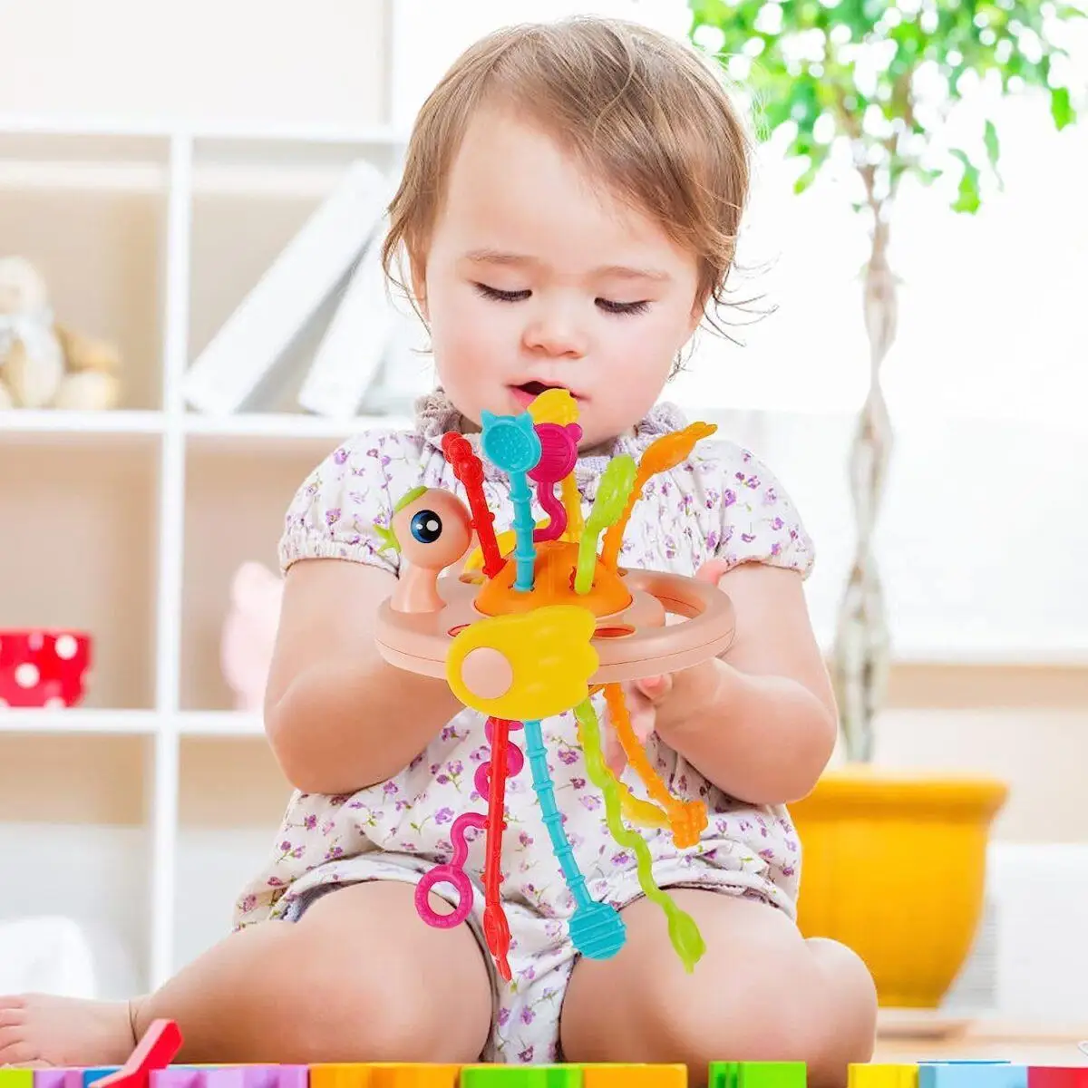 Brinquedo infantil de agarrar, pato de desenho animado, astronauta, texturas múltiplas, puxar vara, brinquedos de treinamento, bebê puxando brinquedo sensorial