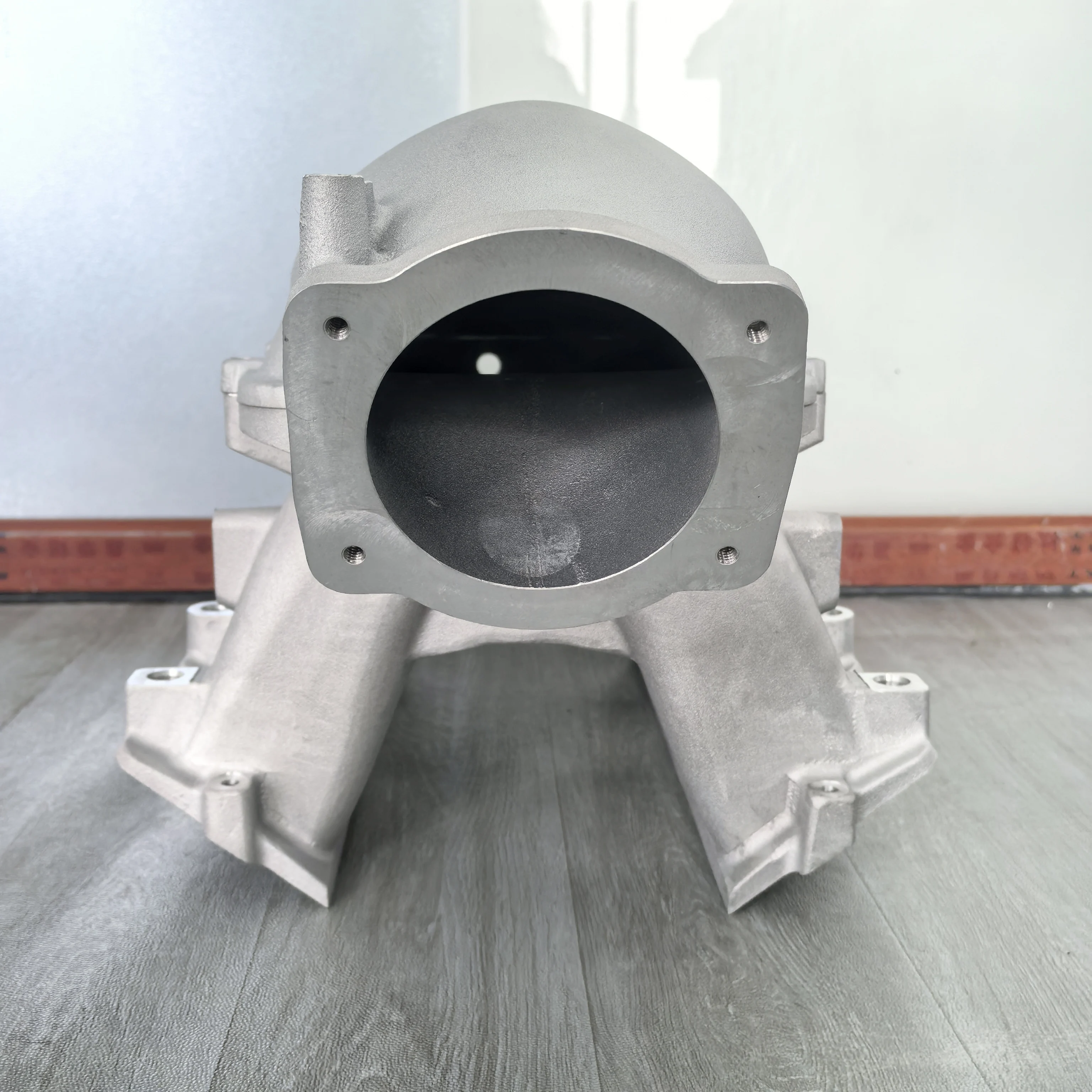 

Aluminum Satin LS Hi-Ram EFI Manifold Fit LS1/LS2/LS6 Engine OE IM0115S