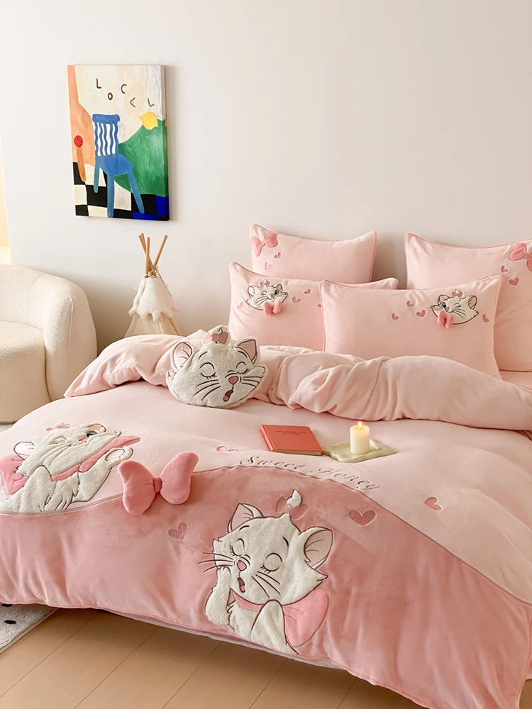 

Winter Thickened Pink Milk Velvet Bedding Set Cartoon Knot Duvet Cover Sheet Cute Cartoon Print Bedding Accessories