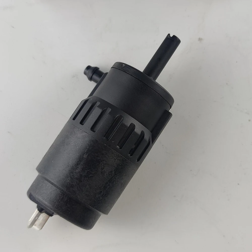 

Windshield Washer Pump For Ferrari 360 430 599 For Maserati Quattroporte M139 4200 M138 GranTurismo M145 65358700