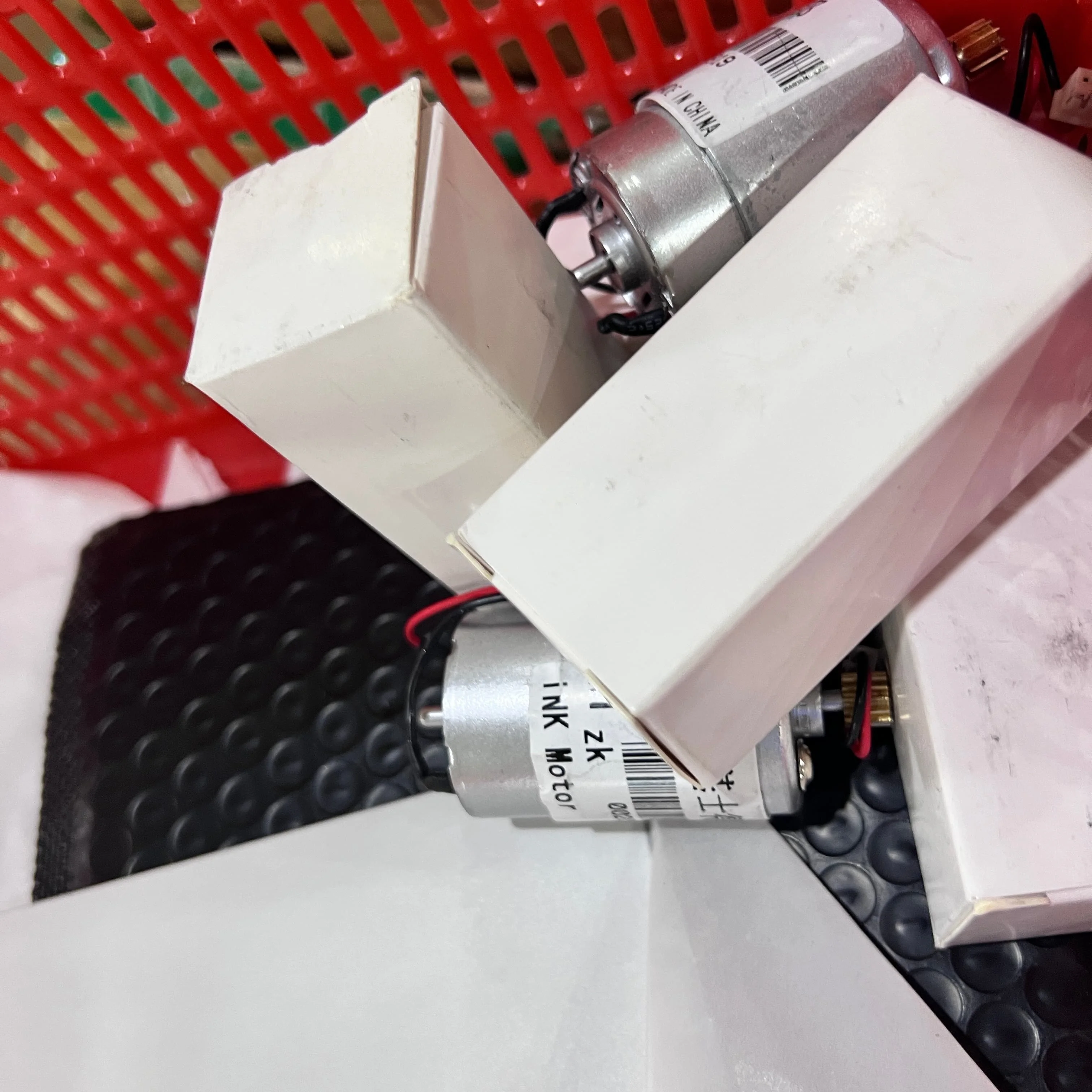 

1 шт. моторный чернильный насос DX2330 в сборе для использования в Ricoh DX 3440 3442 3443 3240 2330 2340 2430 2432 для Gestetner 6300 6301 6303 6143