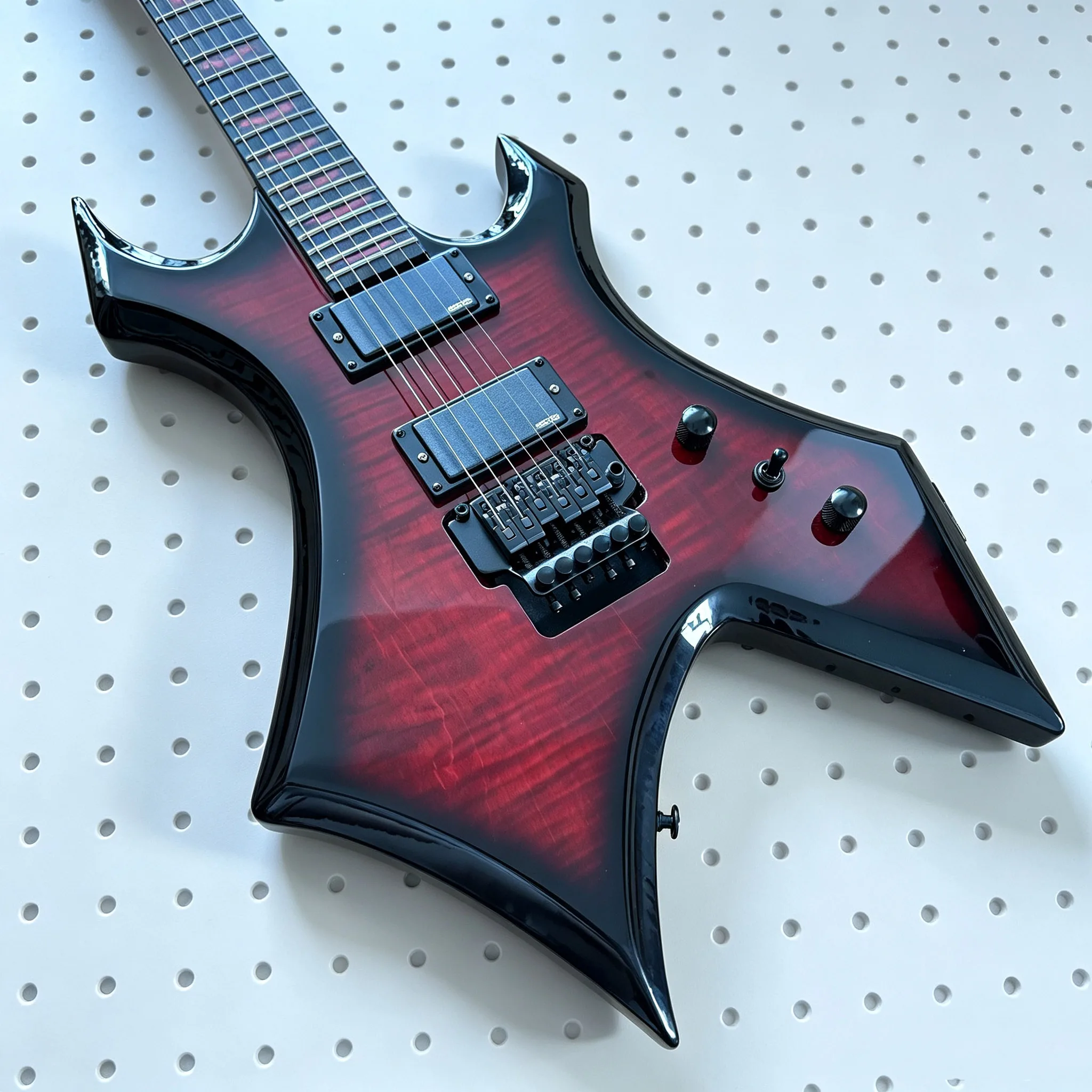 Costom Solid Body Electric Guitar Red Black Burst Quilted Maple Top Dual Humbucker Pickups Double Lock Tremolo Metal Guitar