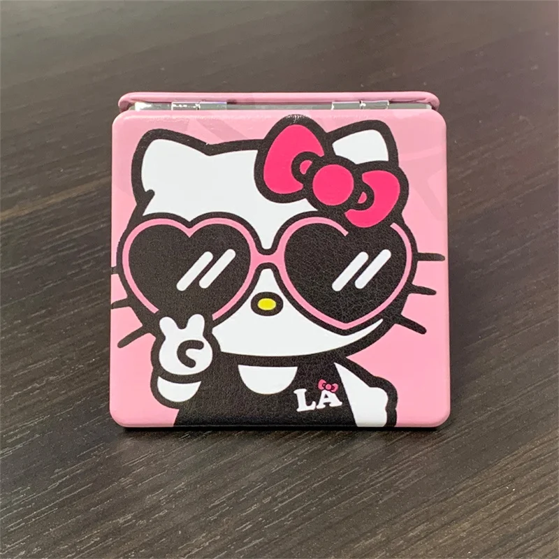 MINISO Hello Kitty specchio specchio portatile Hello Kitty Sanrio specchi pieghevoli portatili Double Sided Pattern Makeup Girl Gift