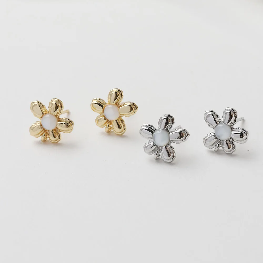 2Pair 14K Gold Plated Small Fresh Flower Inlaid Shell Earrings Ear Stud Jewelry DIY Making Supplies Material Accessories