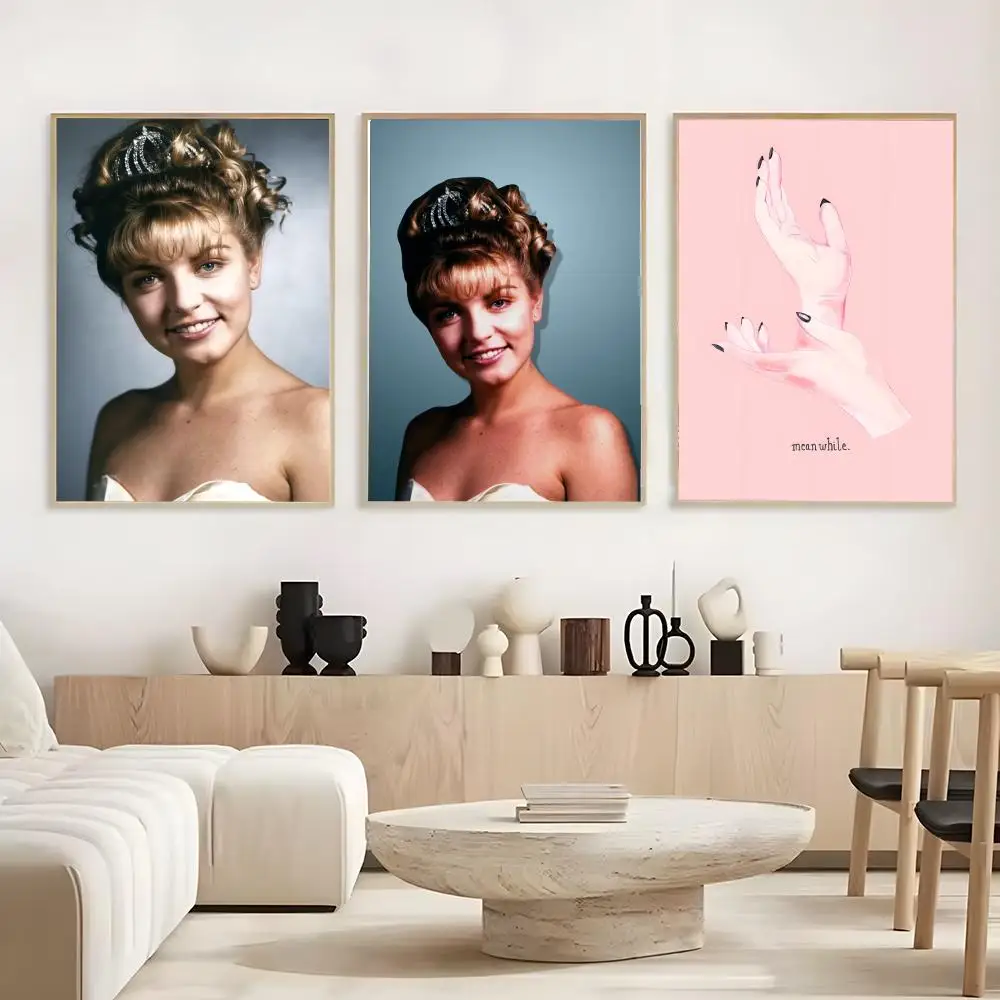 Twin Peaks 1990 Sheryl Lee As Laura Palmer Poster Frameless Poster Self-adhesive Art Waterproof Paper Sticker Coffee House Bar R