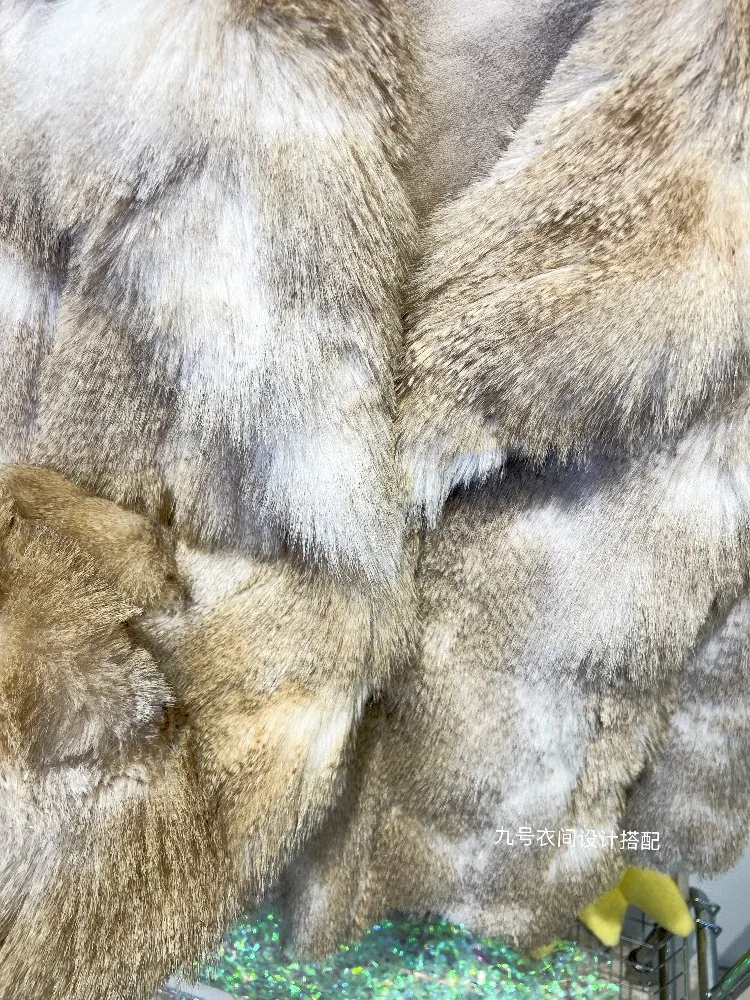 2025 New Fashionable Faux Fur Coat for Women Loose and Warm Faux Fur Winter Coat lady Mid-Length Fluffy Jacket