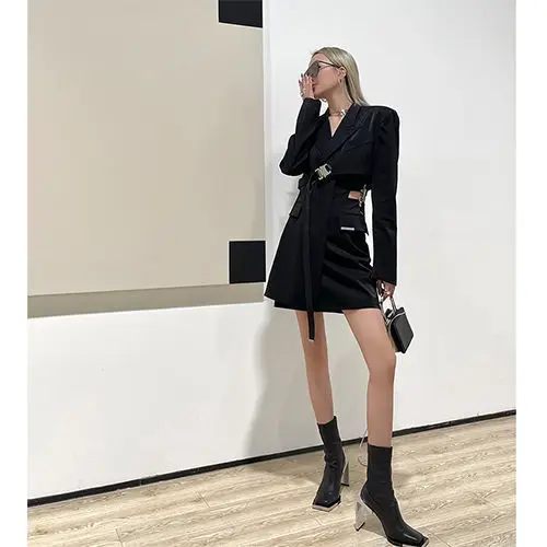 Women's Spring and Autumn Korean Version Dark Style Suit with Asymmetrical Shoulder Function Fashionable Suit Jacket Camisole