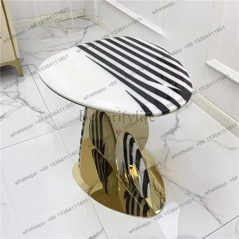 YJ Light luxury stainless steel creative modern living room small coffee table Italian designer personality artistic sense