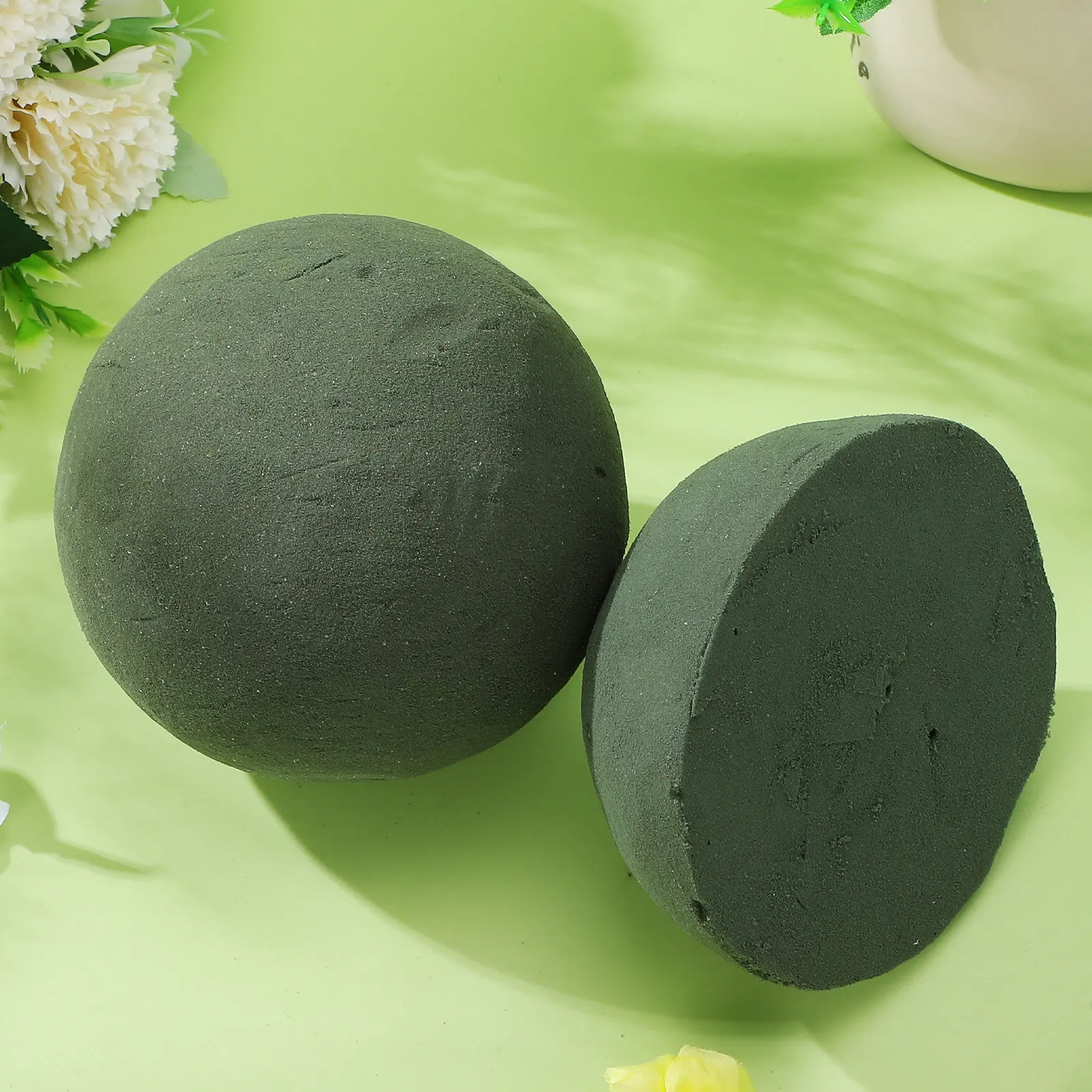 丸型の花材用フォームブロック2個入り、直径12cm、生花を使 - Florist Flower Supply のレビューと価格