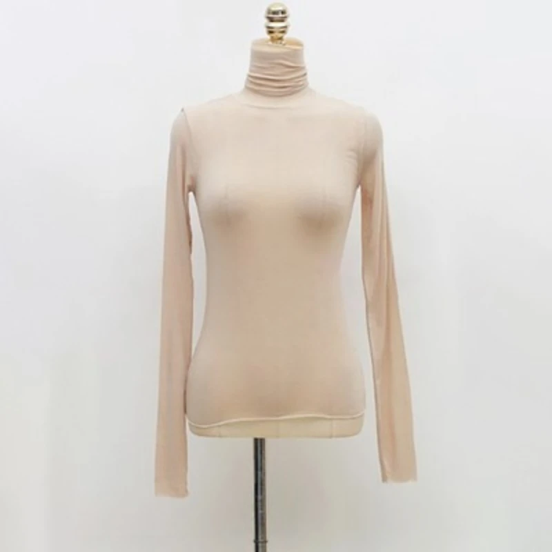 เสื้อยืดคอเต่าเกาหลี ดงแดมุน คอลเลคชั่นฤดูใบไม้ผลิ 2026 เนื้อผ้าบางเบา เซ็กซี่ แนบเนื้อ ใส่เป็นเสื้อตัวในได้  แขนยาว  สำหรับผู้หญิง