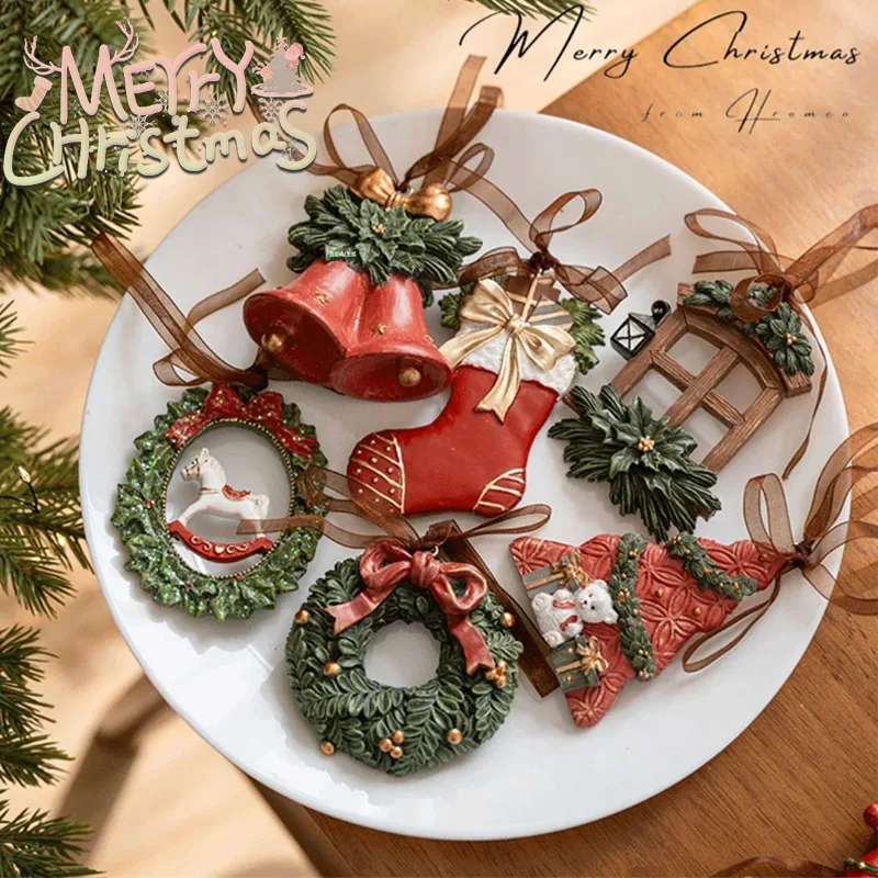 

2026 Vintage Resin Christmas Crafts 3D Jingle Bell Wreath Pendant Christmas Ornaments Retro Painted Xmas Tree Decor Party Gift