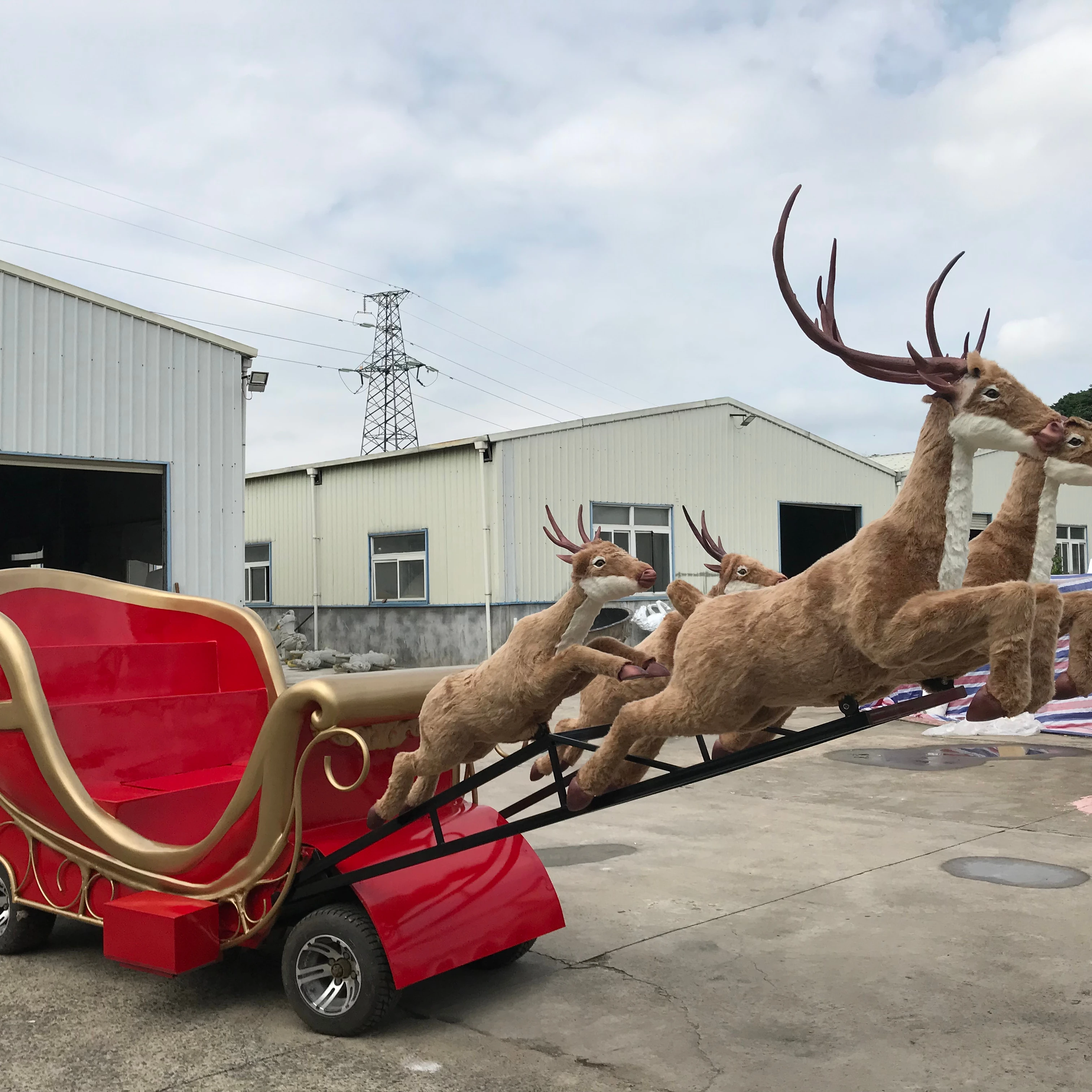 

Navidad decor electric large figurine toys ornaments large outdoor fiberglass moving Christmas life size santa sleigh reindeer