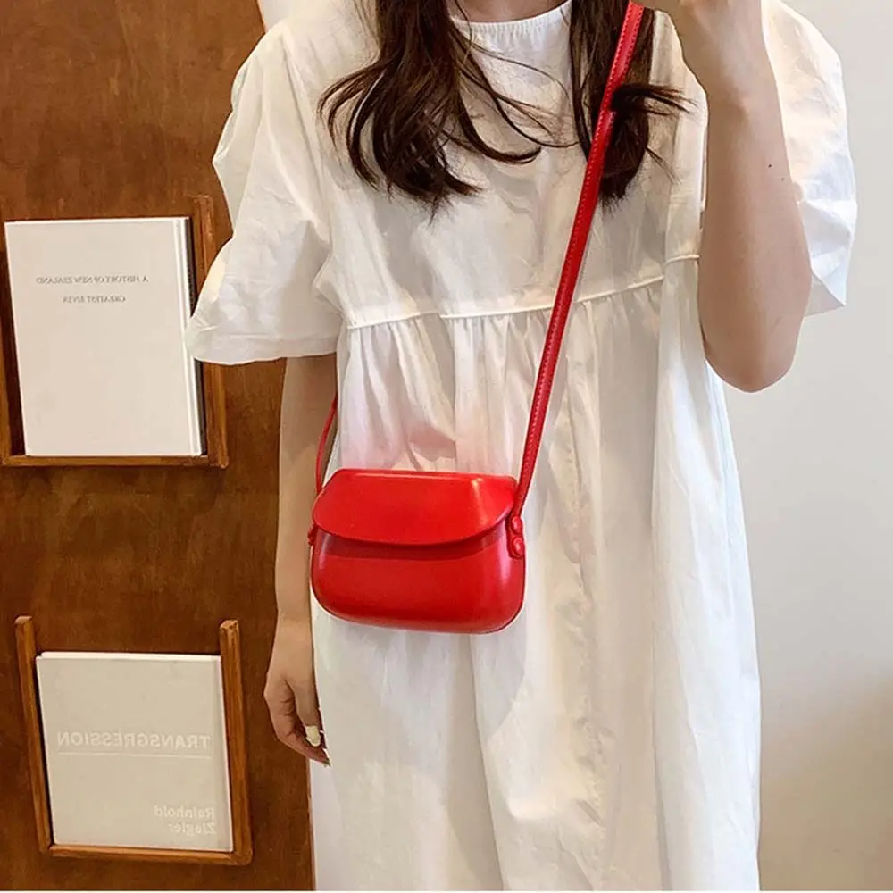 

PU Leather Candy Color Shell Bag Korean Style Solid Color Flap Crossbody Bags Fashion Design Shoulder Bag Versatile Saddle Bag