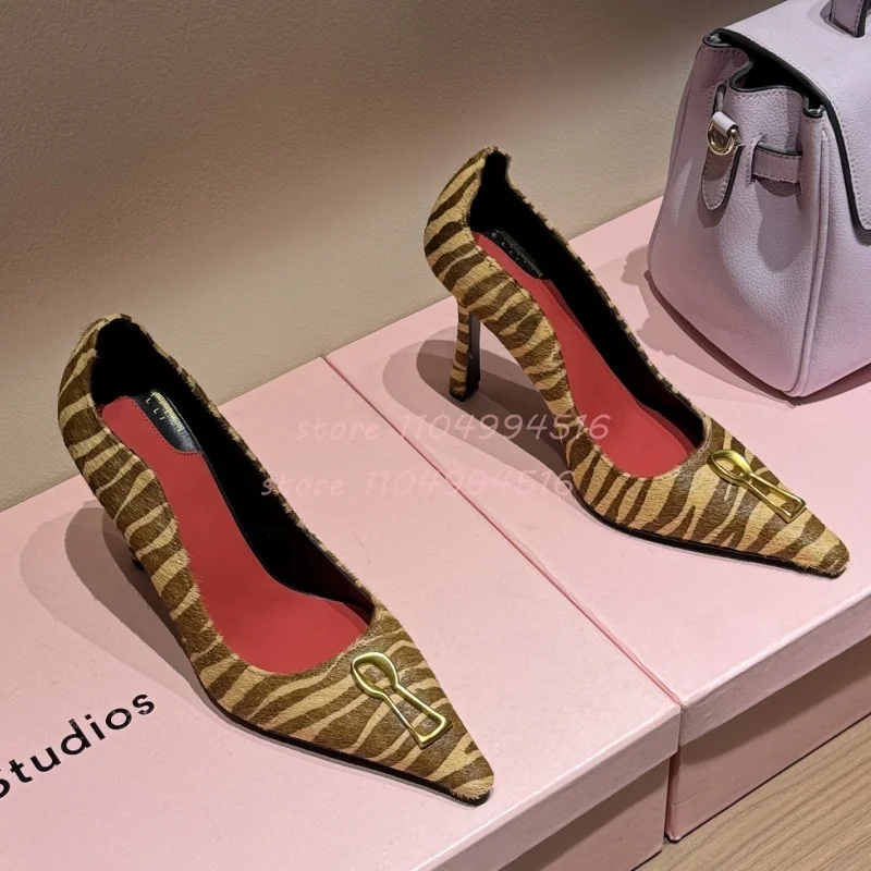 

Patchwork Gold Keyhole Pointed Stiletto Pumps Women Black Patent Leather Slip On High Heels Luxury Fashion Party Dress Shoes