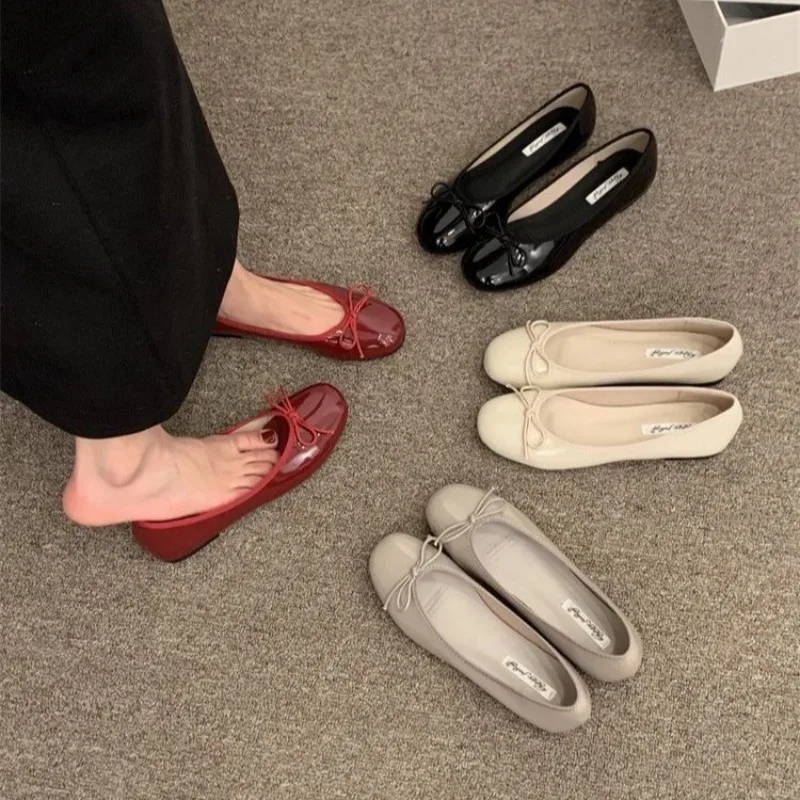 2025 nuevos Zapatos Mary Jane para Mujer, vestido informal suave para exteriores, Zapatos De Ballet planos con punta cuadrada, Zapatos planos sin cordones poco profundos para Mujer